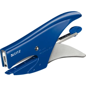 Συρραπτικό Leitz 5547 χειρός Μπλε Σκούρο με δώρο 1000 σύρματα Leitz. Έχει εργονομικό σχεδιασμό για εύκολο χειρισμό.